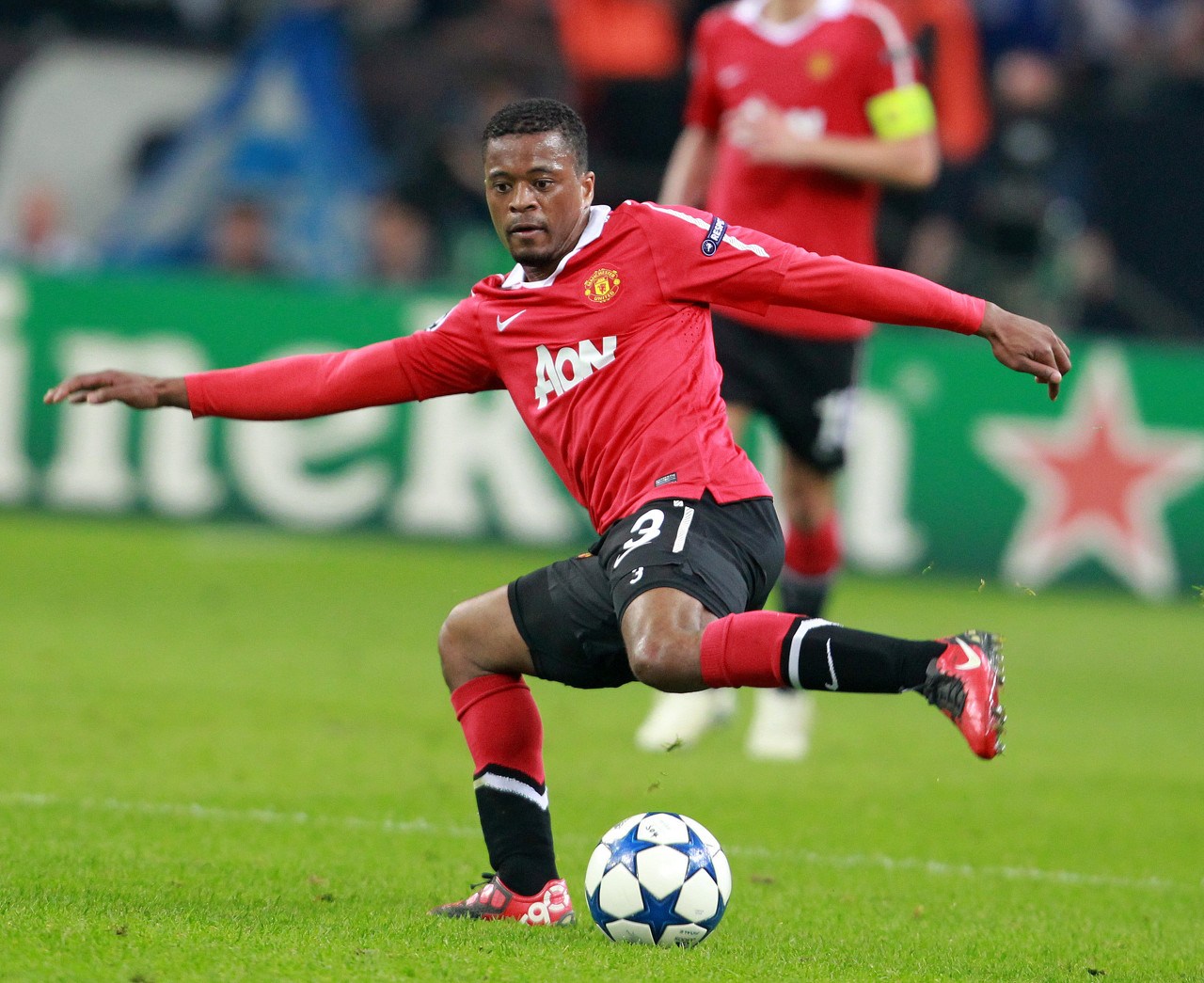 育事業的重 育事業的重